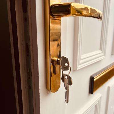 Residential locksmith Bedford