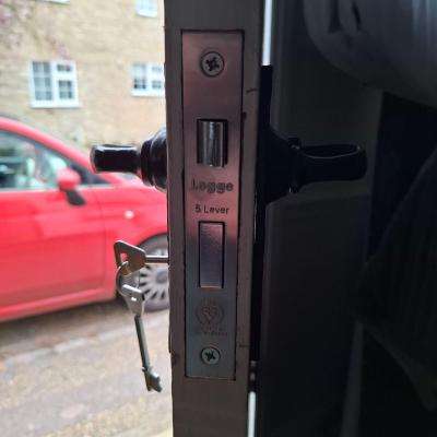 Residential locksmith Milton Keynes Residential locksmith Milton Keynes