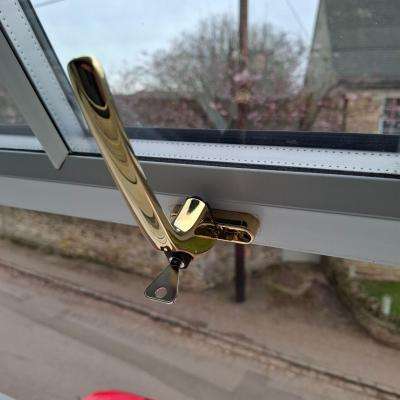 Yale window lock Yale window lock